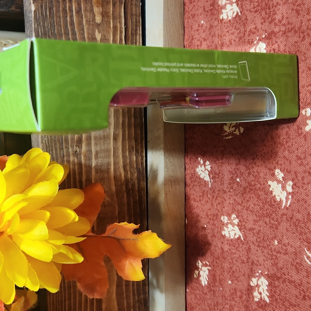 VERA BRADLEY clip light. - Picture 7 of 8